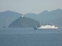 Navi e traghetti in Toscana - M/N Blu Navy Acciarello in navigazione verso il porto di Piombino con lo sfondo dell